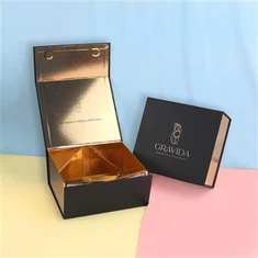Rose Gold Magnetic Sigs Box